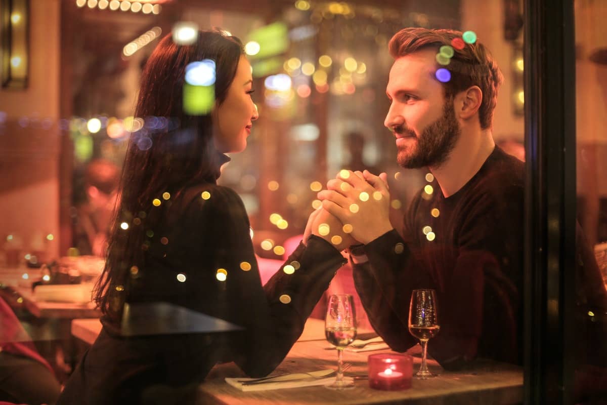 Dinner Dates Ideas: 6 Thing To Do on Dinner Date