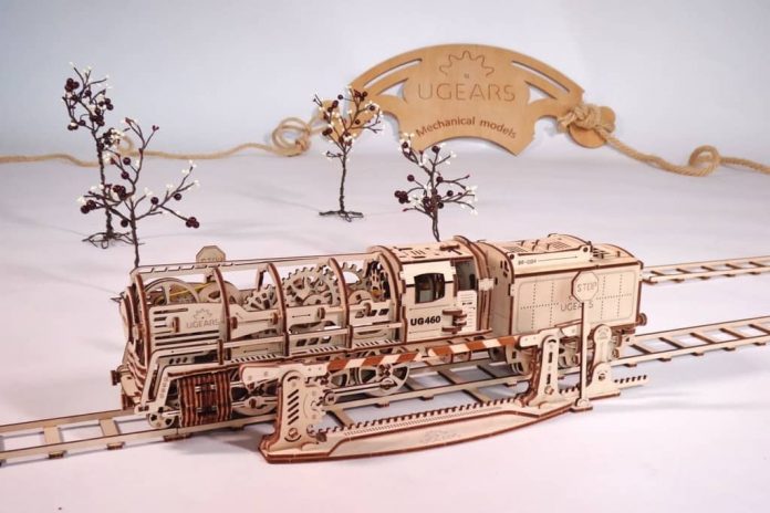 mechanical wooden model kits