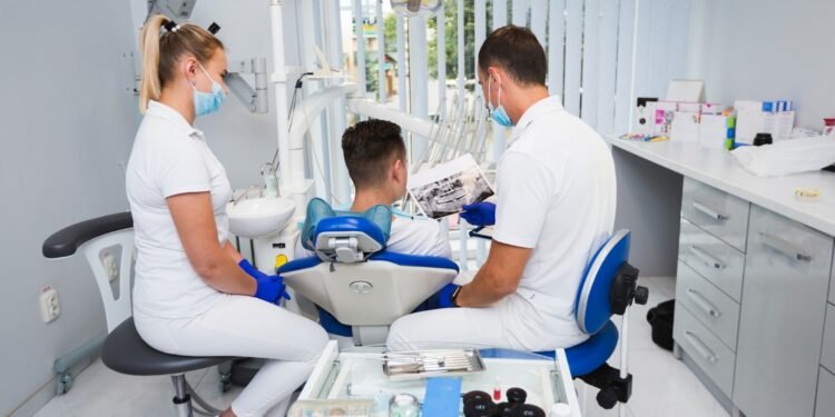Could a Dentist in Nottingham restore your smile to full health? 1 Dentists in Nottingham