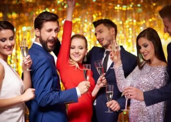 Streets of Rage Remake: 5 Ultimate Soundtrack for Stag Party 23 crazy people dancing Stag Party