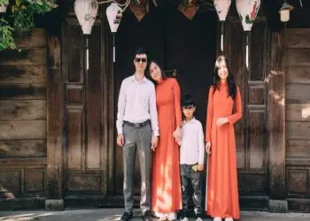 What to wear to a family photo shoot? Tips to keep in mind 5 family photo shoot